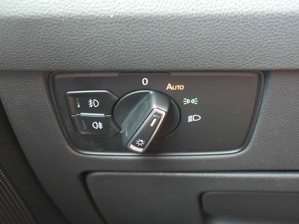 Volkswagen Passat 2.0TDi 