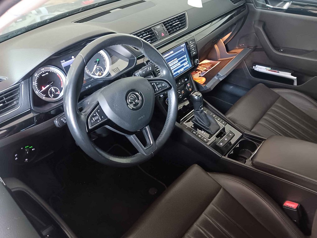 Škoda Superb III 2.0TSI  4x4