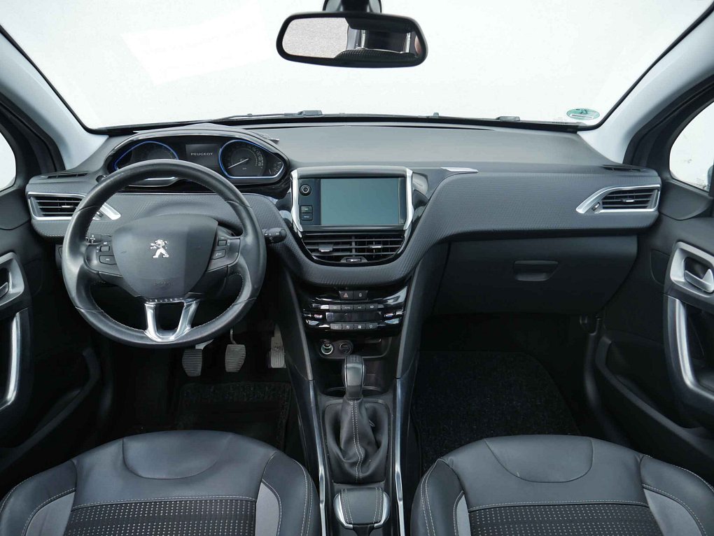 Peugeot 2008 1.2PT Allure