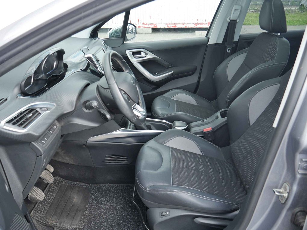 Peugeot 2008 1.2PT Allure