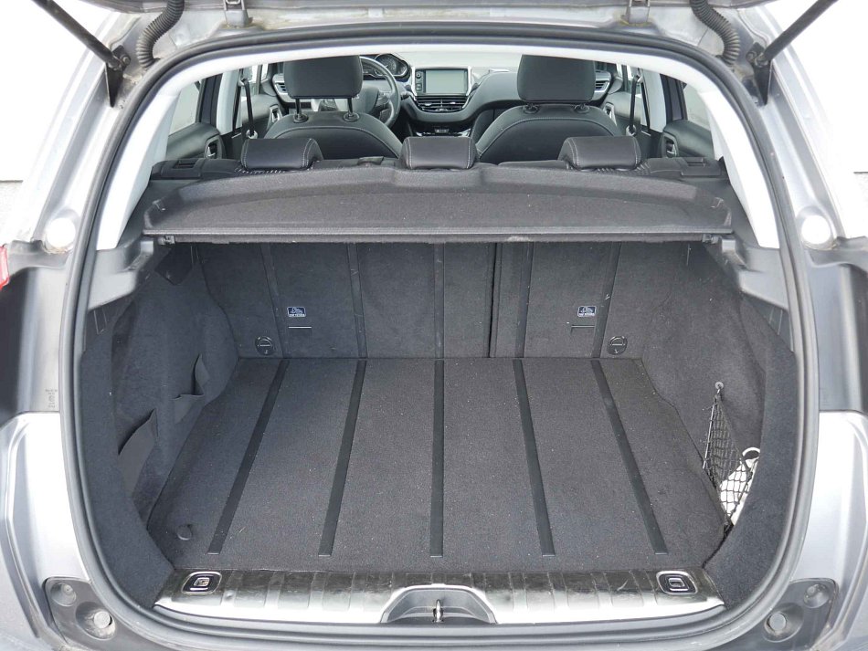 Peugeot 2008 1.2PT Allure