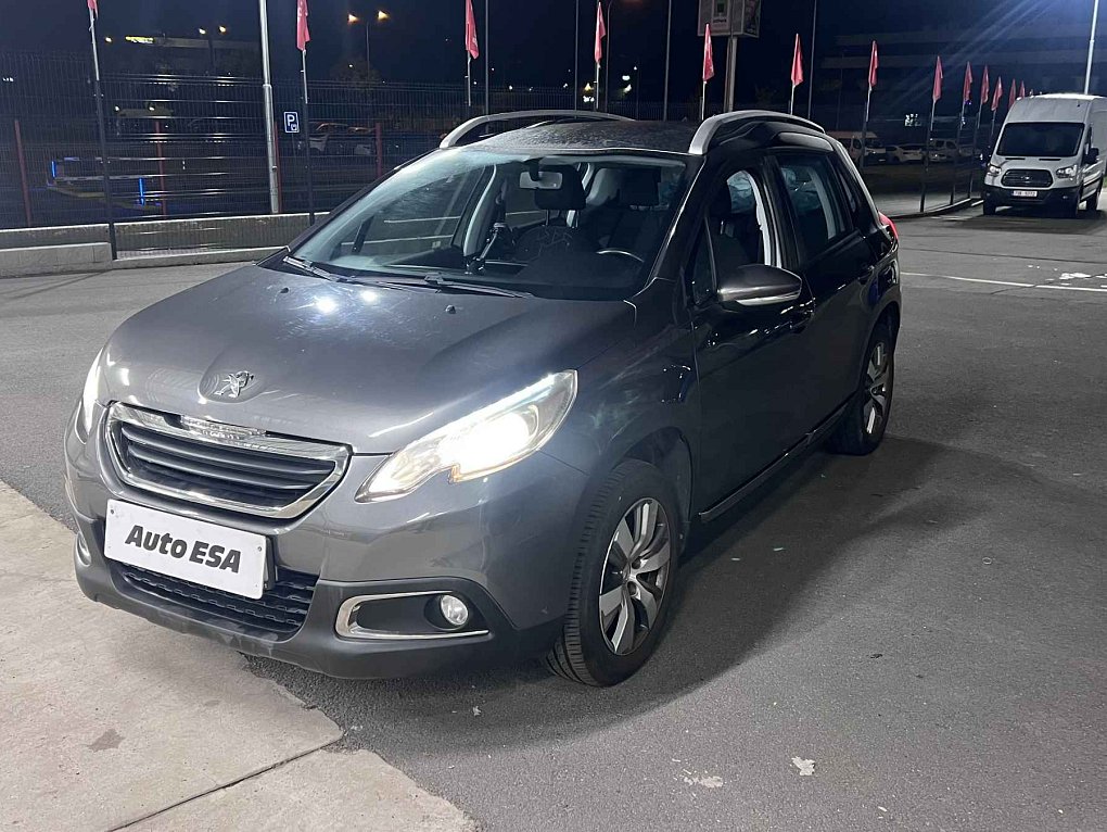 Peugeot 2008 1.2 PT 