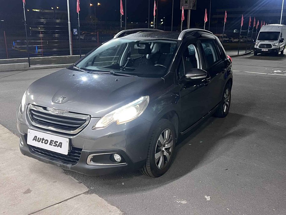 Peugeot 2008 1.2 PT 