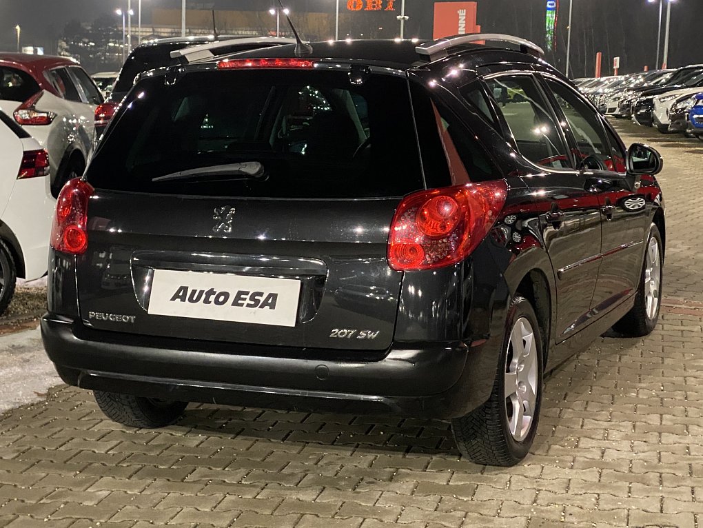 Peugeot 207 1.6 i 