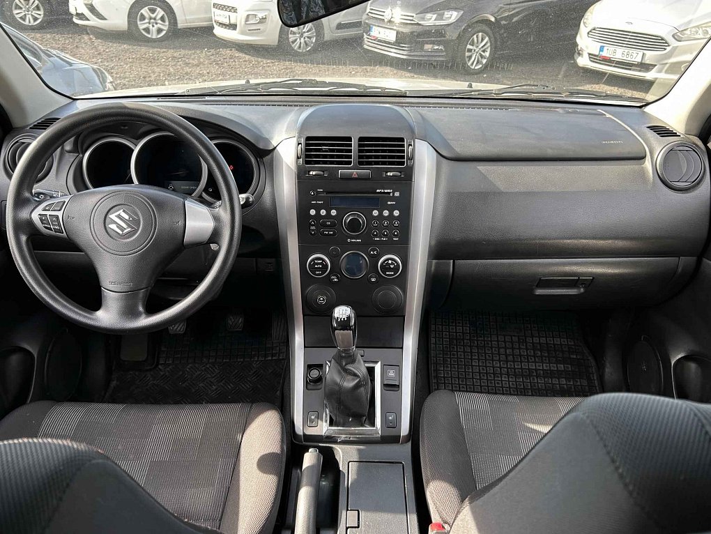 Suzuki Grand Vitara 1.6i 