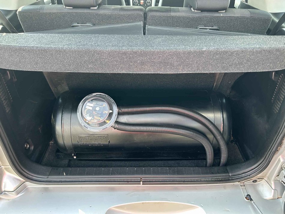Suzuki Grand Vitara 1.6i 