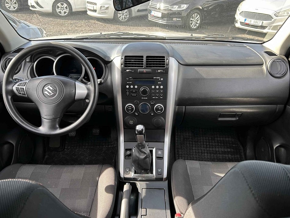 Suzuki Grand Vitara 1.6i 