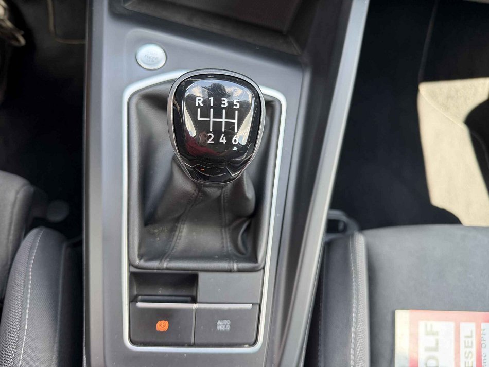 Volkswagen Golf 2.0 TDi Style