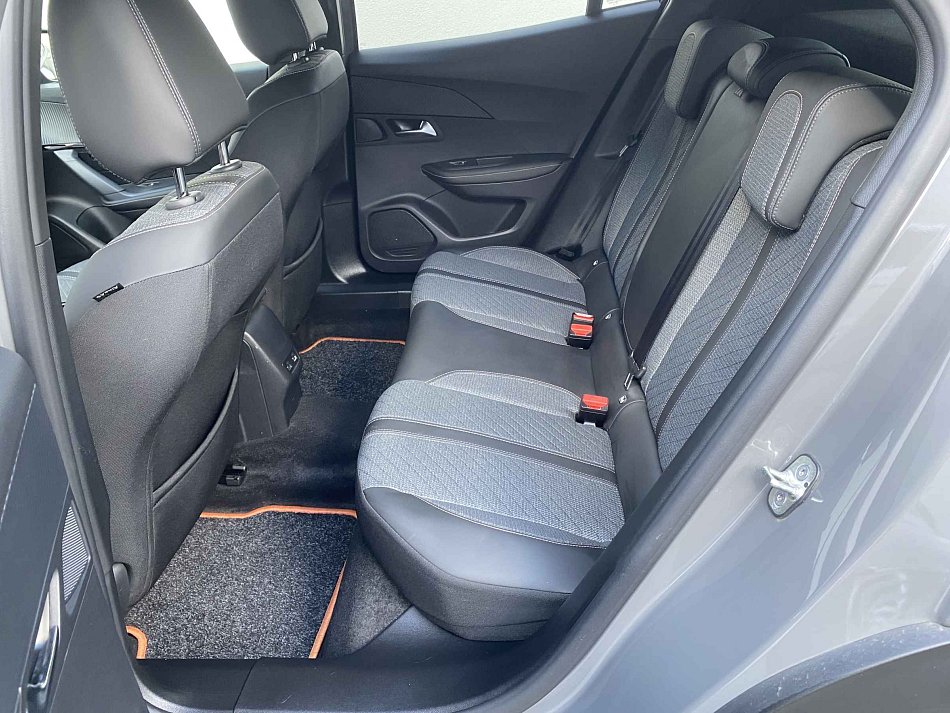 Peugeot 2008 1.2PT Allure