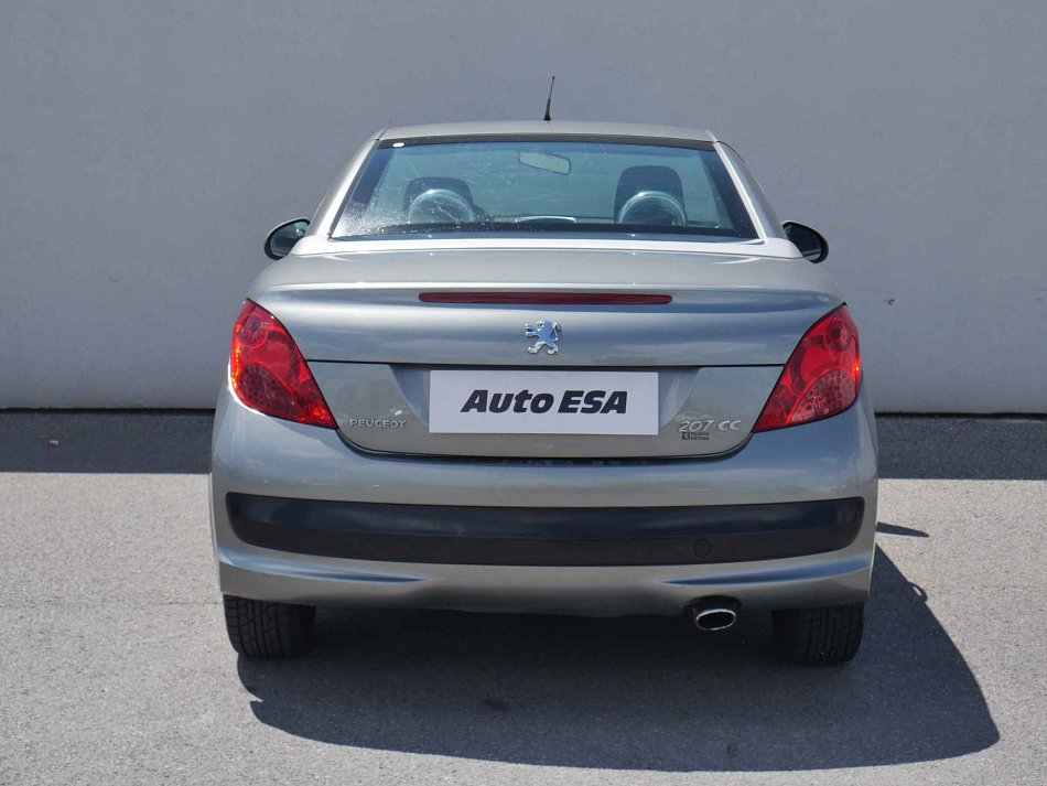 Peugeot 207 1.6 i 