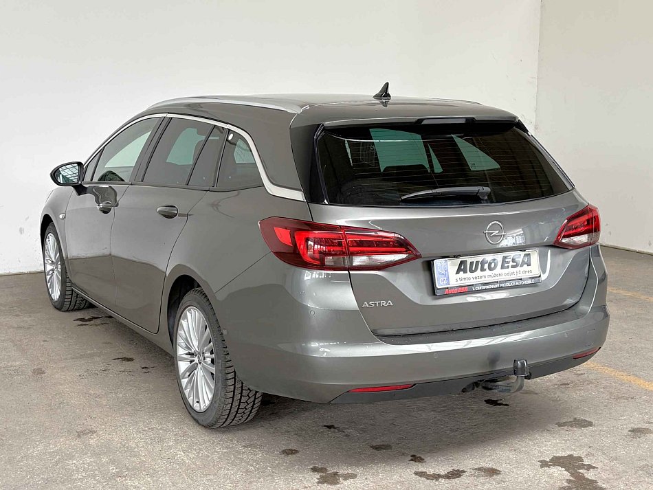 Opel Astra 1.5 CDTi 