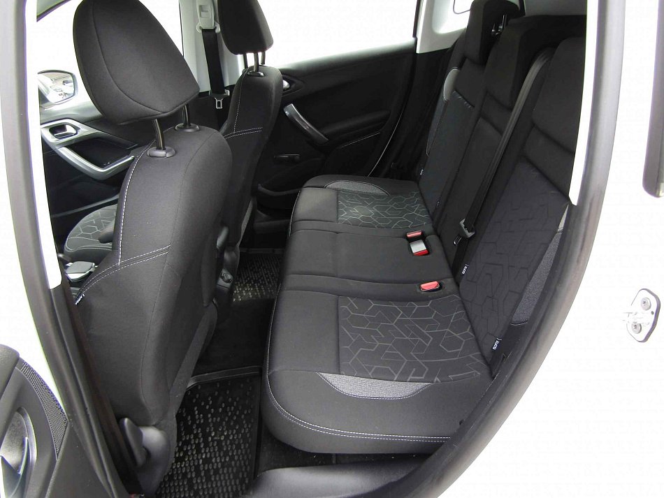 Peugeot 2008 1.2 PT 