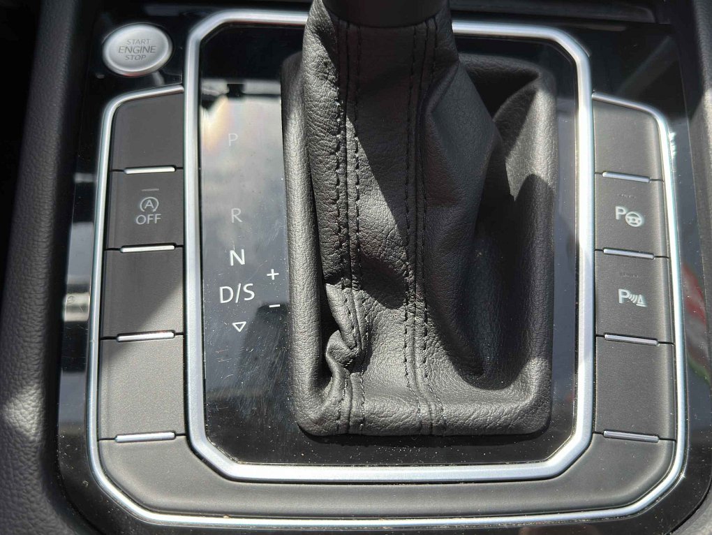 Volkswagen Passat 2.0 TSi 