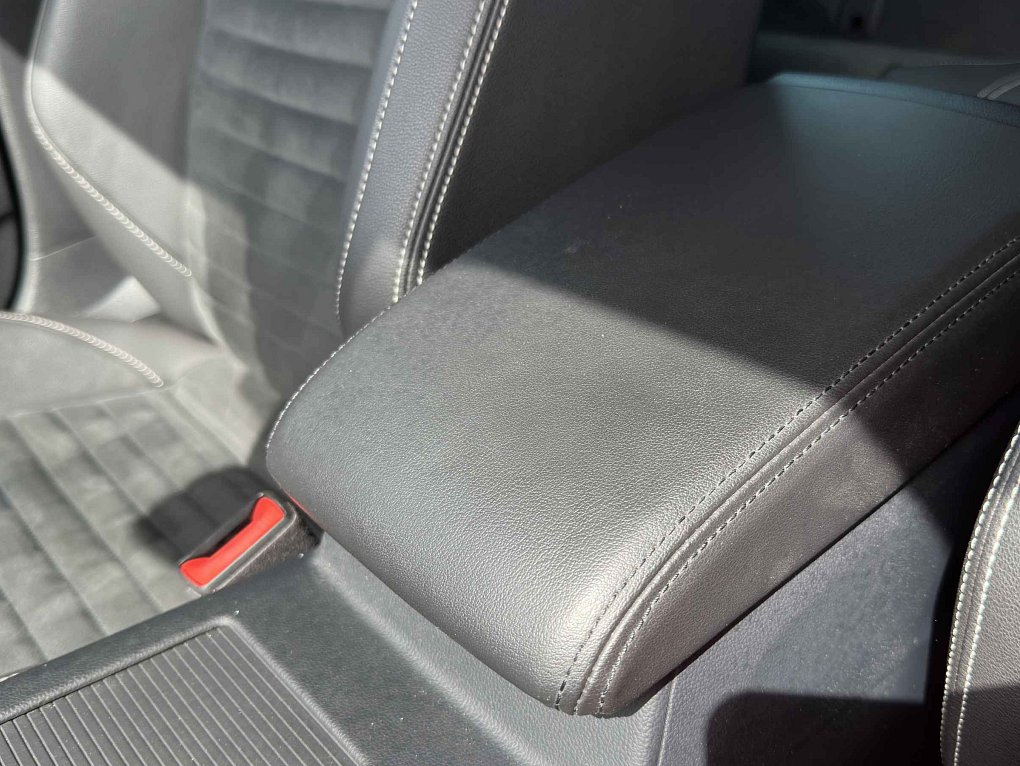 Volkswagen Passat 2.0 TSi 