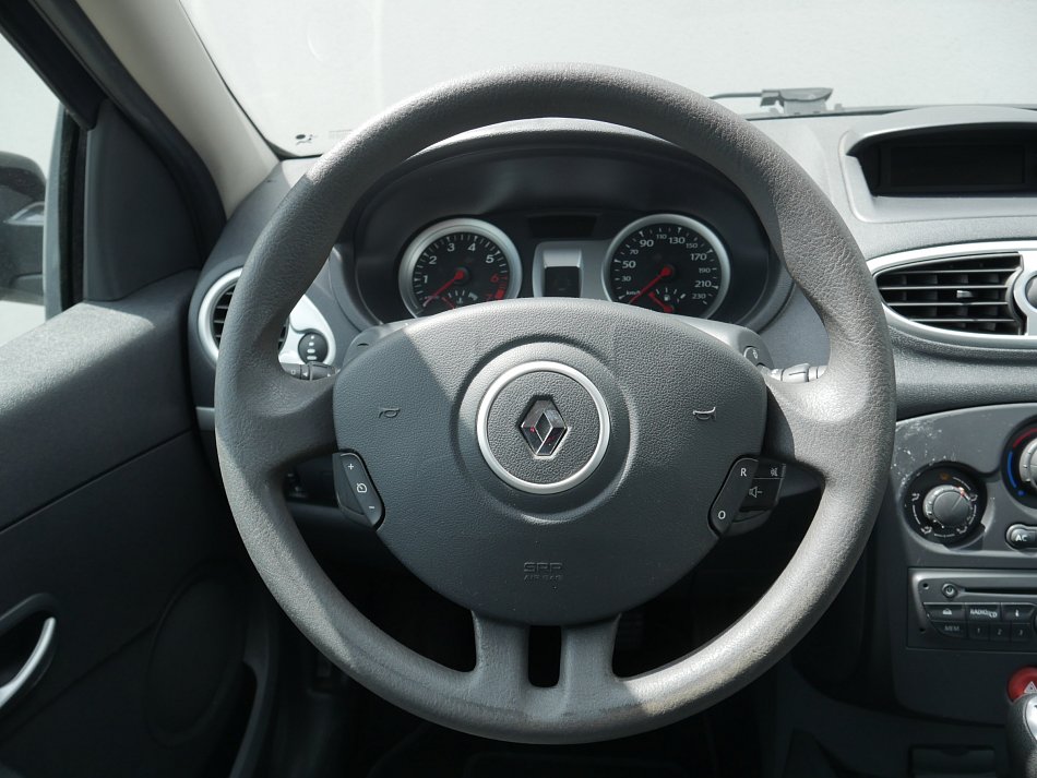 Renault Clio 1.2i 