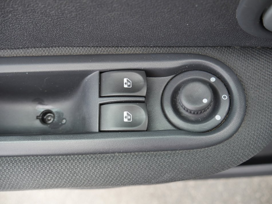 Renault Clio 1.2i 