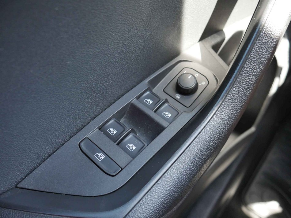 Škoda Karoq 1.6 TDI Ambition