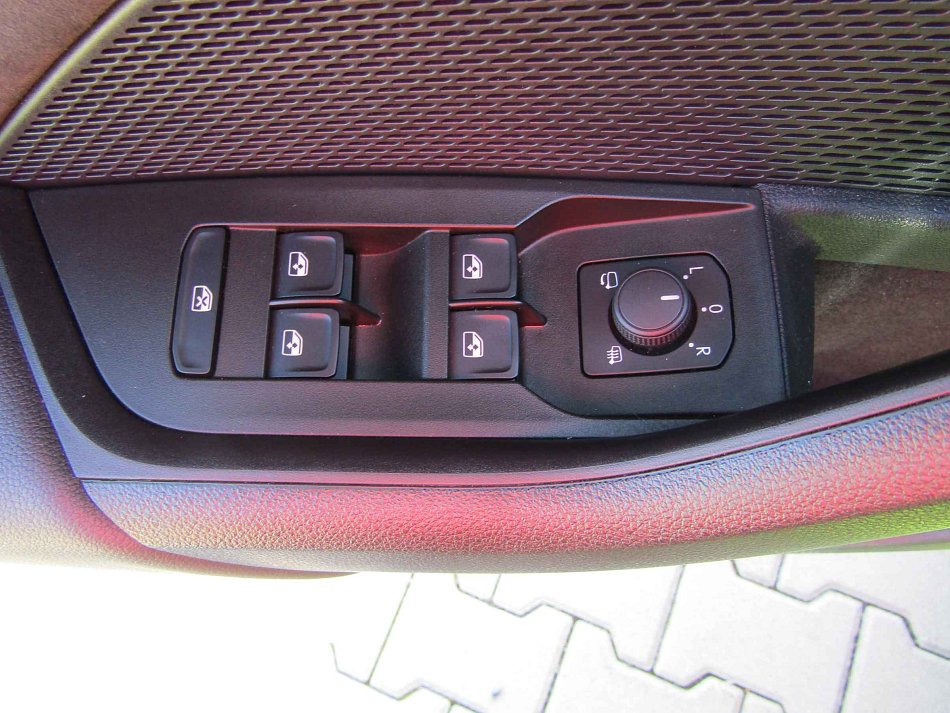 Škoda Octavia IV 2.0 TSi RS RS
