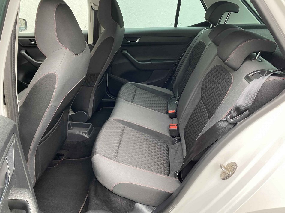 Škoda Fabia III 1.4 TSi  R5 EDITION