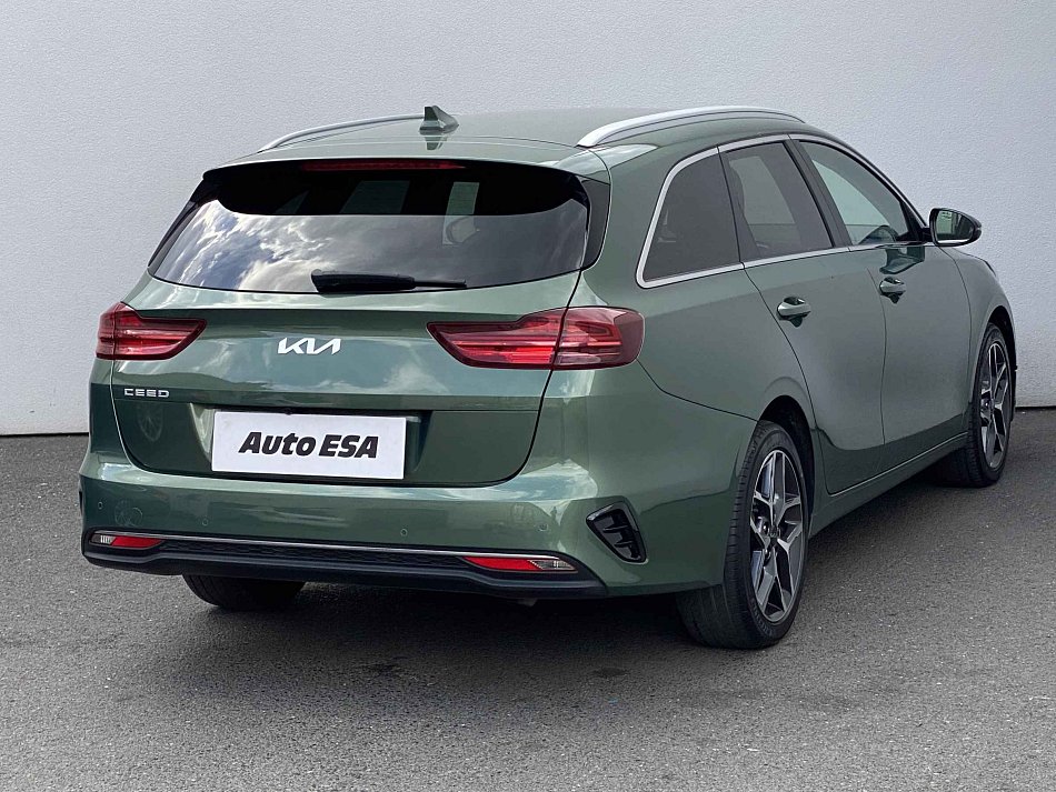 Kia Ceed 1.5 T-GDi TOP SW