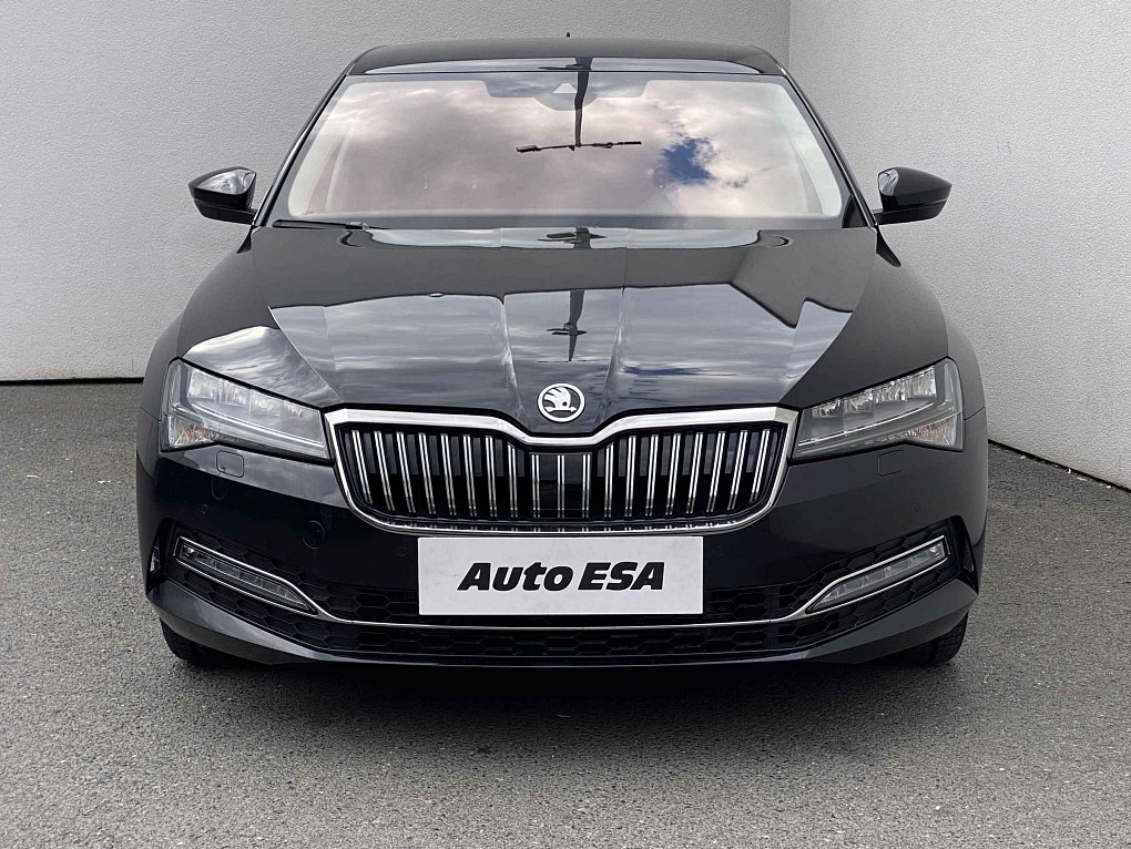 Škoda Superb III 2.0TSi  4x4
