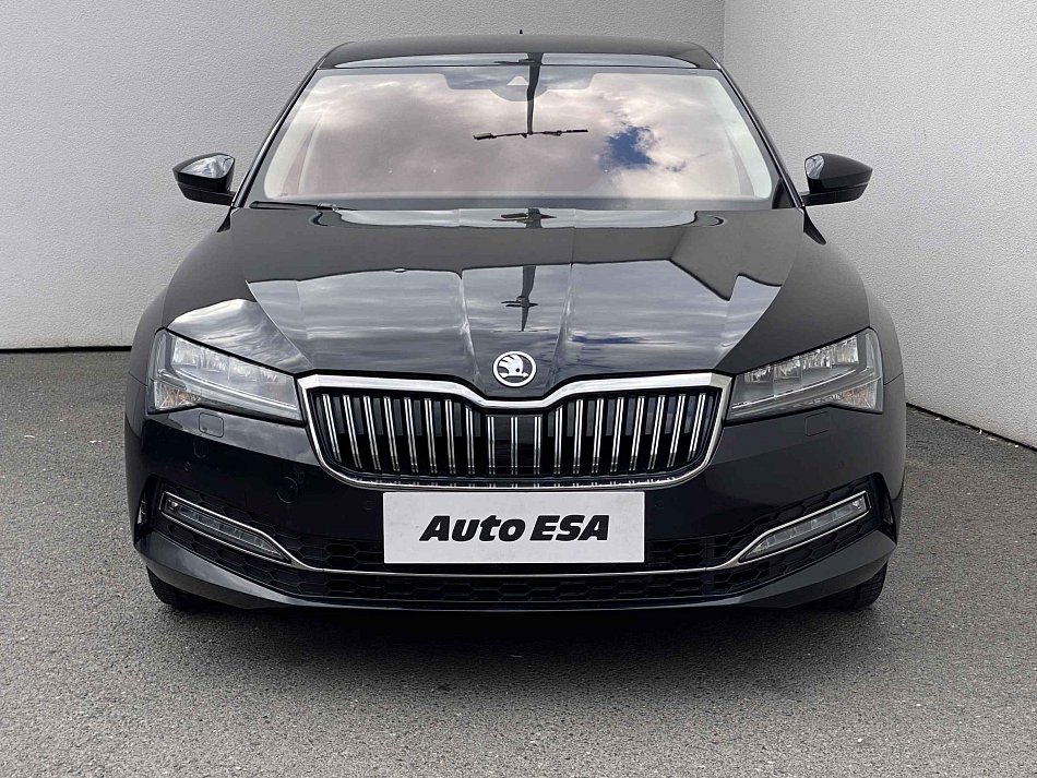 Škoda Superb III 2.0TSi  4x4
