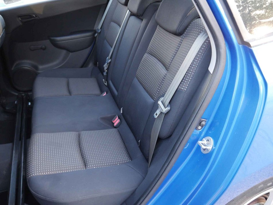 Hyundai I30 1.6i 