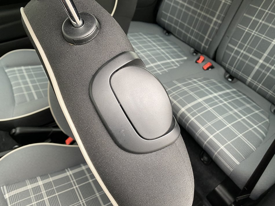Fiat 500 1.2 i Lounge