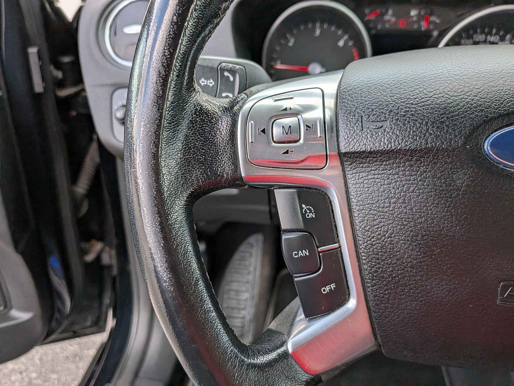 Ford Mondeo 1.8 TDCi 