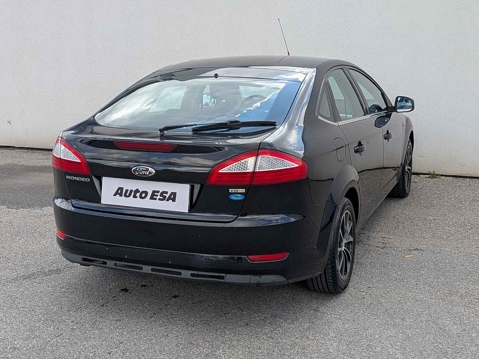 Ford Mondeo 1.8 TDCi 
