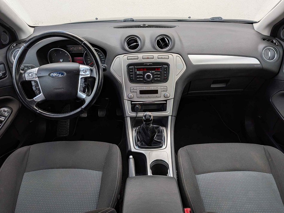 Ford Mondeo 1.8 TDCi 
