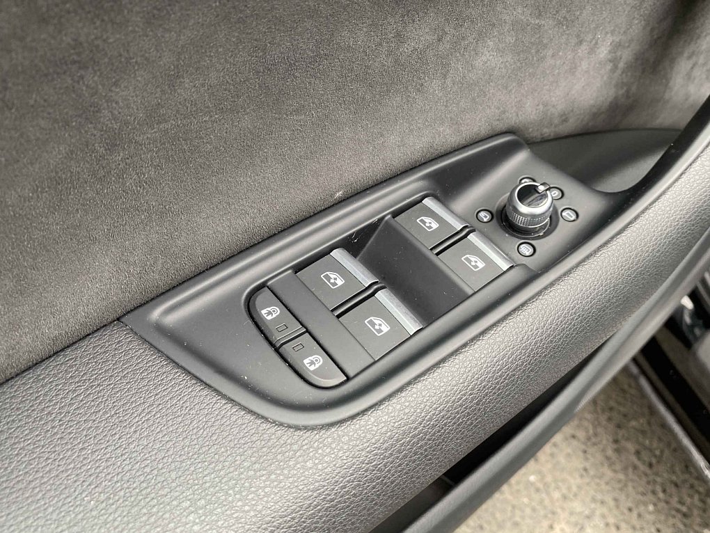 Audi Q7 3.0 TDi S-line quattro