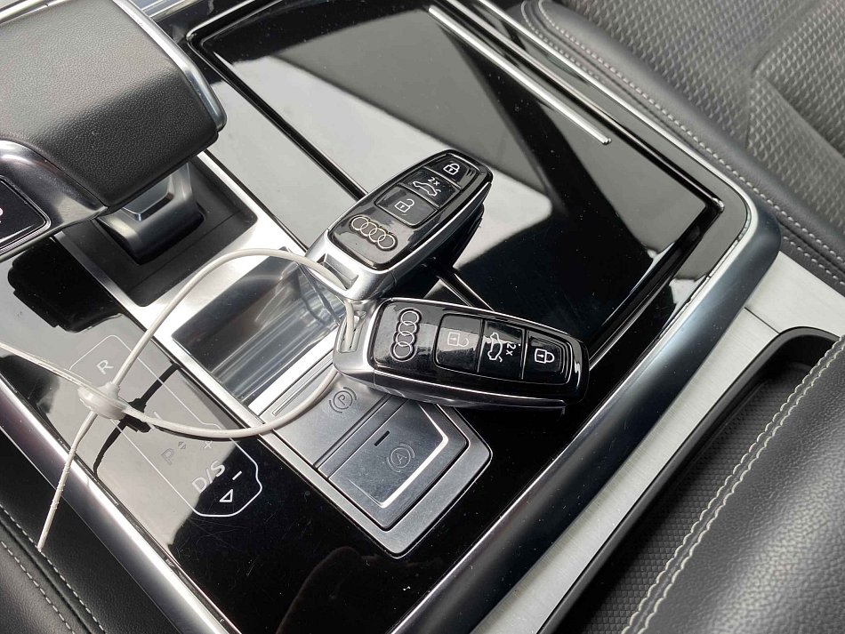 Audi Q7 3.0 TDi S-line quattro