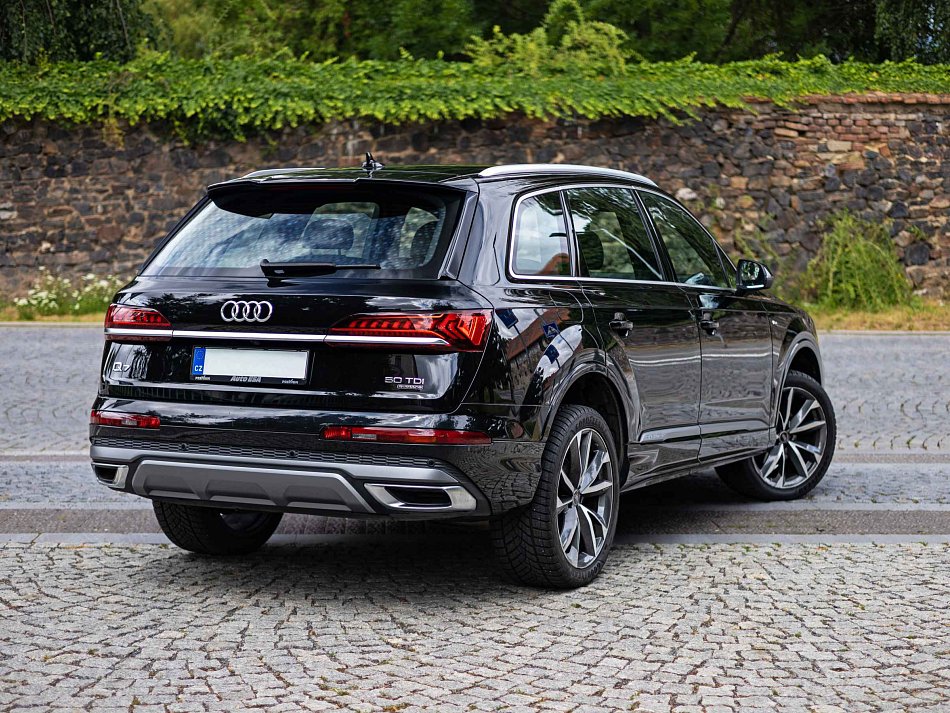 Audi Q7 3.0 TDi S-line quattro
