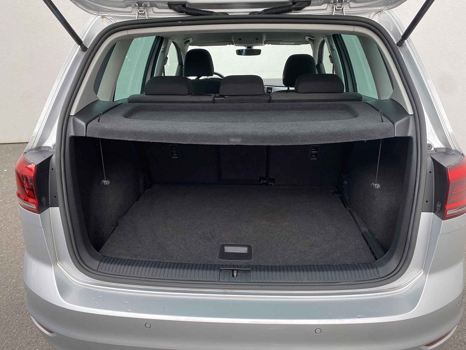 Volkswagen Sportsvan 1.0 TSi Comfortline