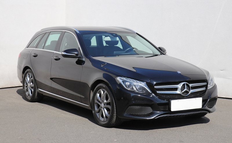 Mercedes-Benz Třída C 2.0 D Avantgarde C220