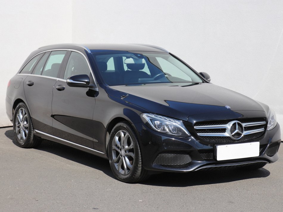 Mercedes-Benz Třída C 2.0 D Avantgarde C220