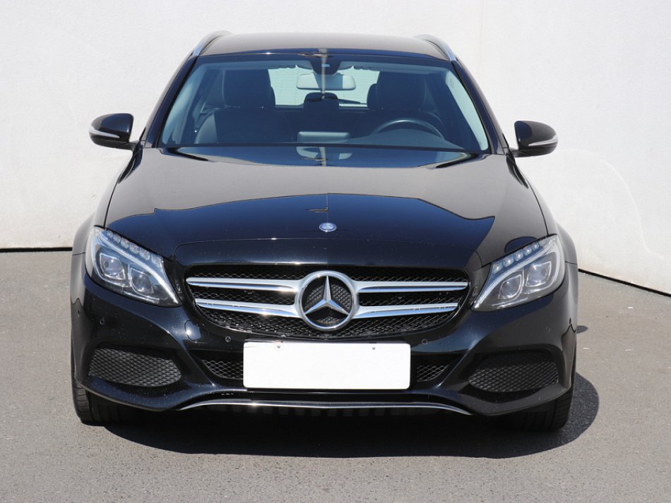 Mercedes-Benz Třída C 2.0 D Avantgarde C220