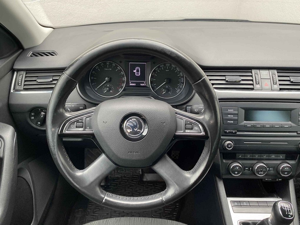 Škoda Octavia III 2.0TDi Elegance