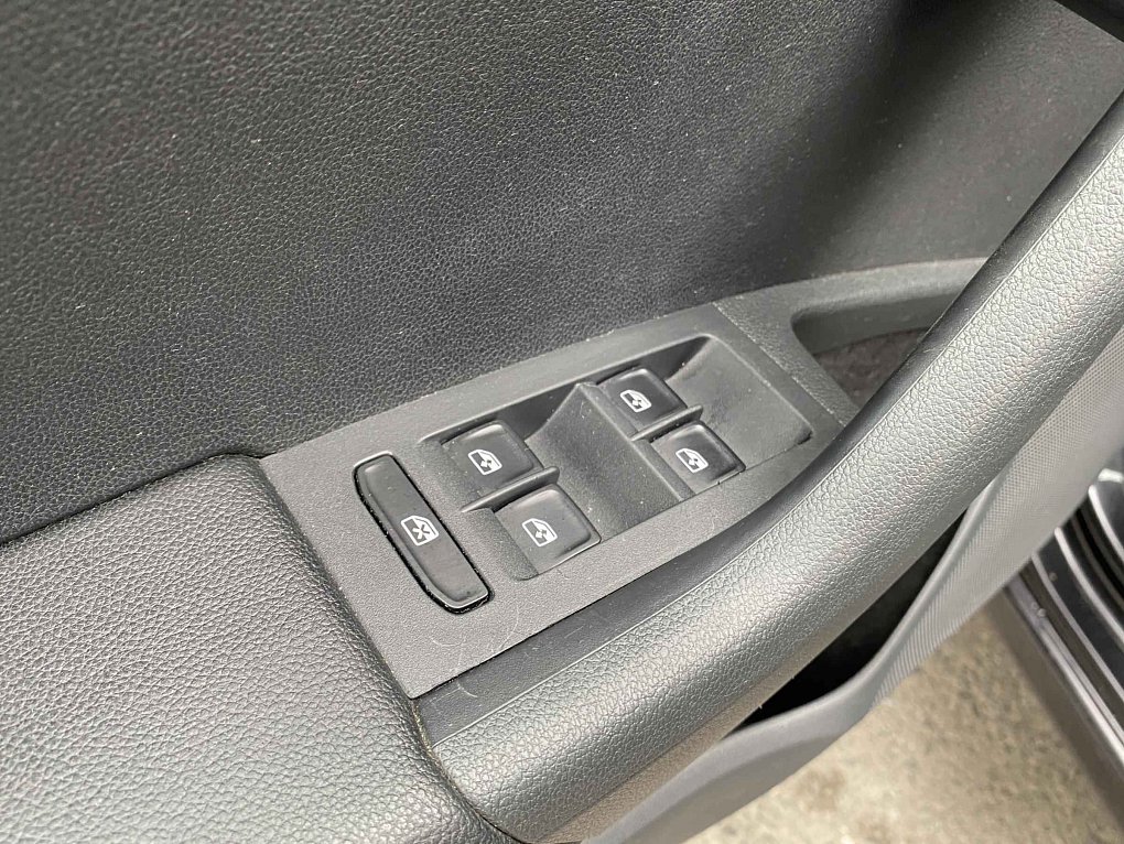 Škoda Octavia III 2.0TDi Elegance
