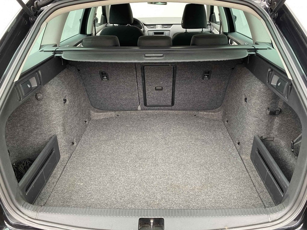 Škoda Octavia III 2.0TDi Elegance