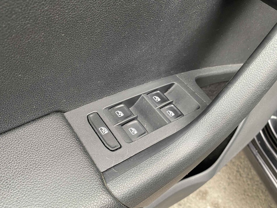 Škoda Octavia III 2.0TDi Elegance