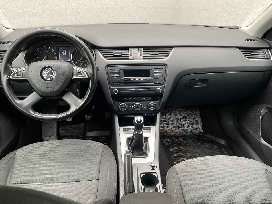 Škoda Octavia III 2.0TDi Elegance