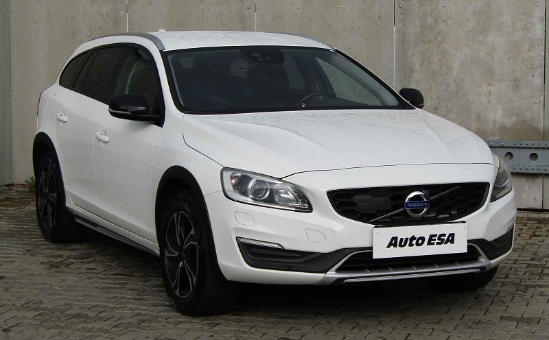 Volvo V60 2.0 T5 Cross Country 4x4