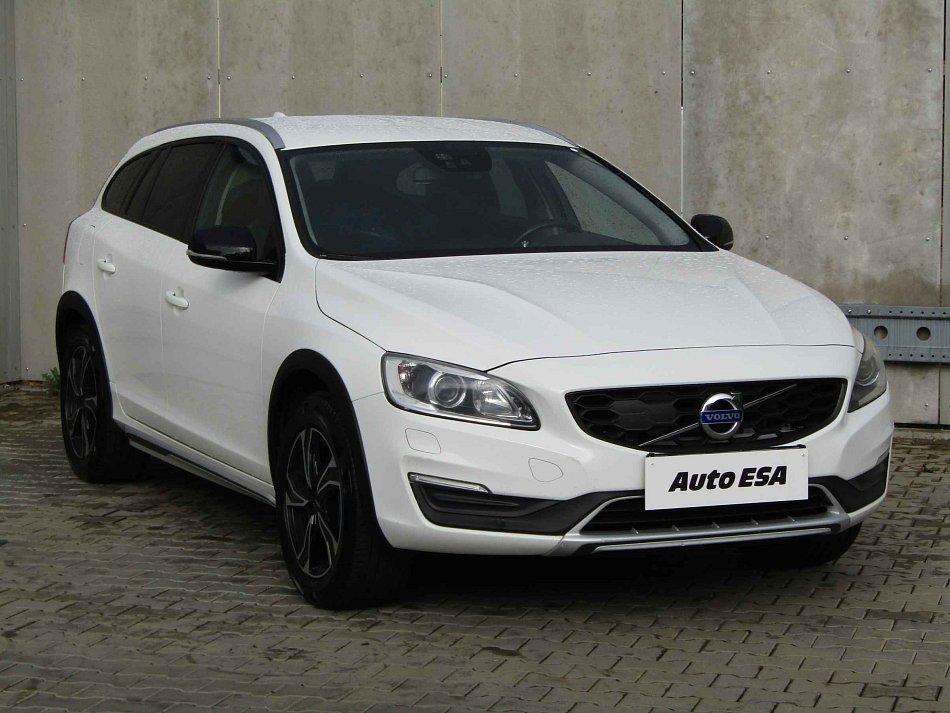 Volvo V60 2.0 T5 Cross Country 4x4
