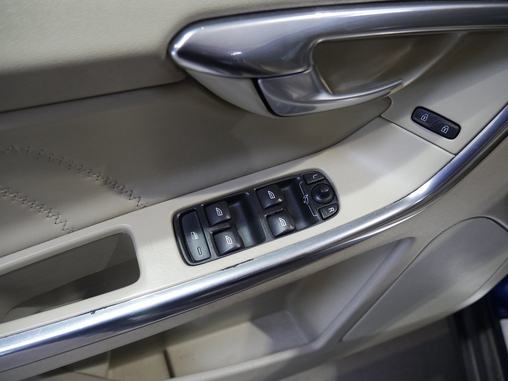 Volvo XC60 2.4d  4x4