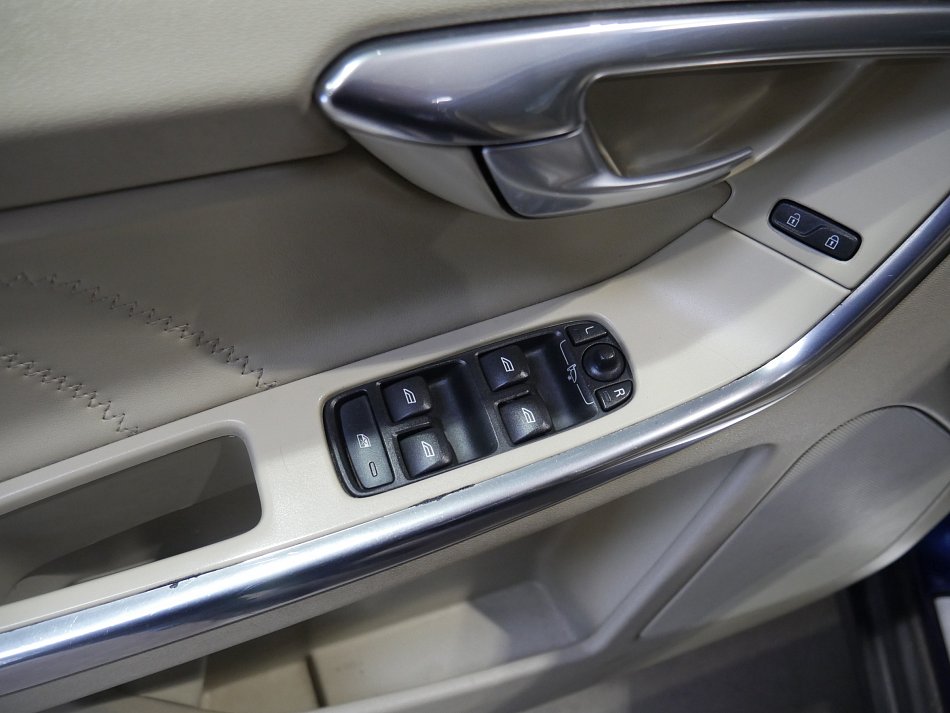 Volvo XC60 2.4d  4x4