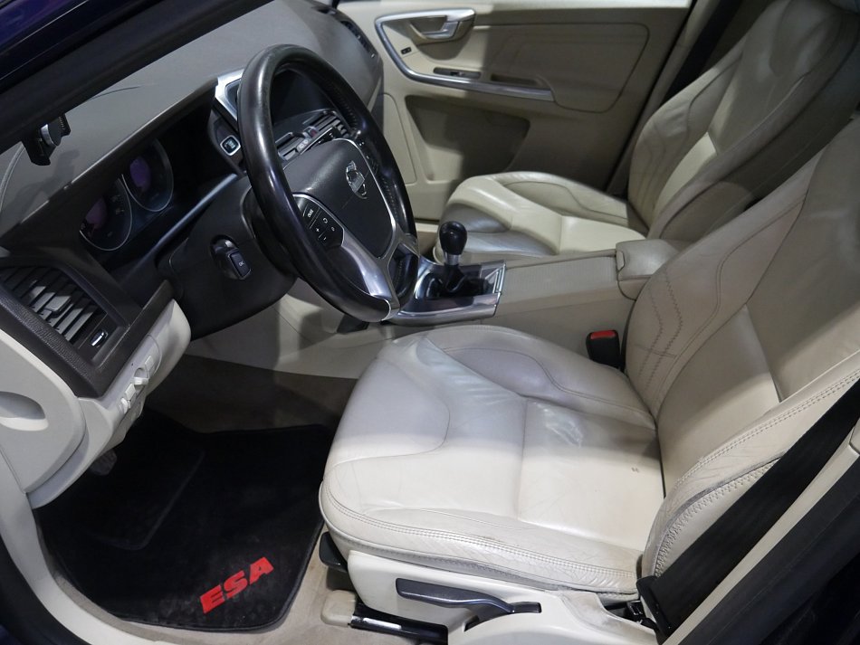 Volvo XC60 2.4d  4x4