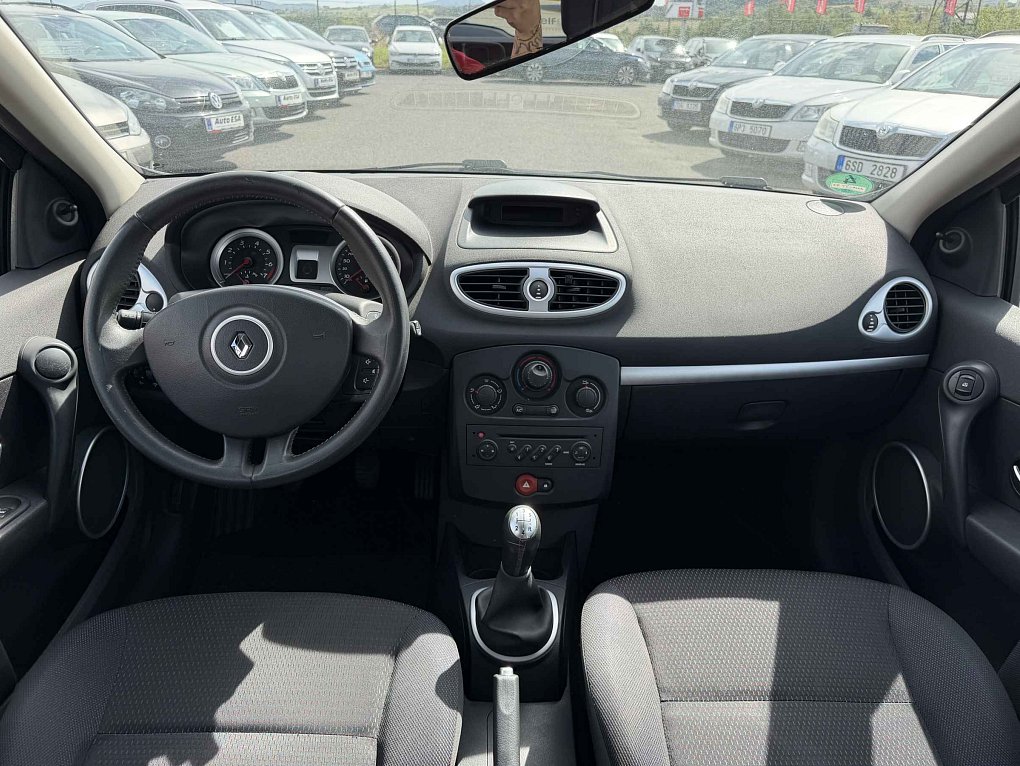 Renault Clio 1.6 16V 