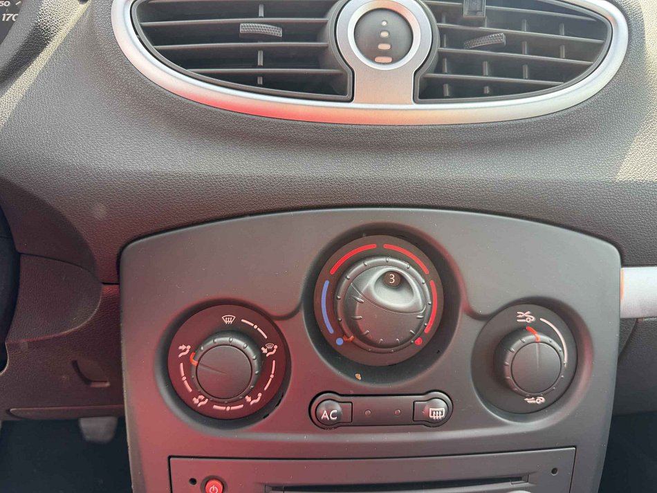 Renault Clio 1.6 16V 